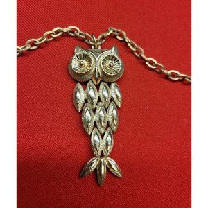Vintage Avon Owl Necklace Gold Tone 1970s Movable